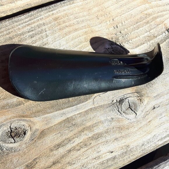 Vintage Eaton Department Store Shoe Horn 3.5" - Picture 2 of 3